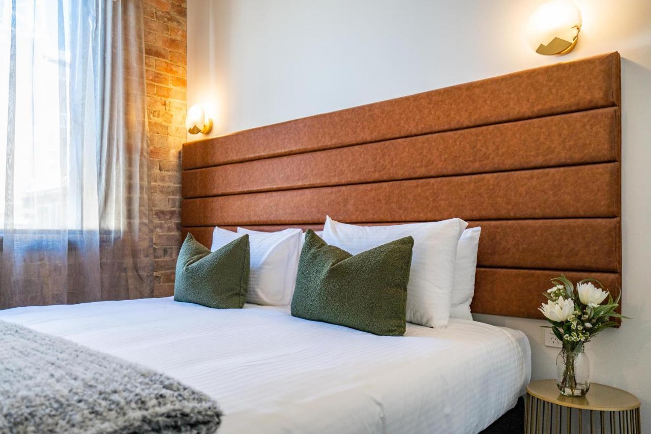 Grand Hotel And Studios ويونغ المظهر الخارجي الصورة