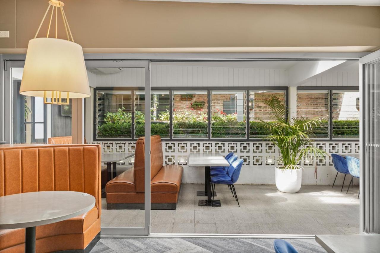 Grand Hotel And Studios ويونغ المظهر الخارجي الصورة